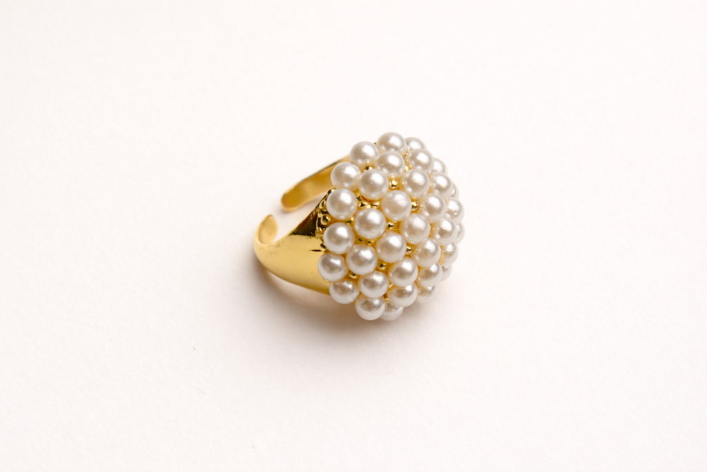 Pearl Chunky Ring