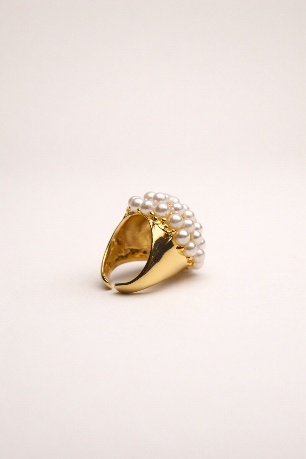 Pearl Chunky Ring